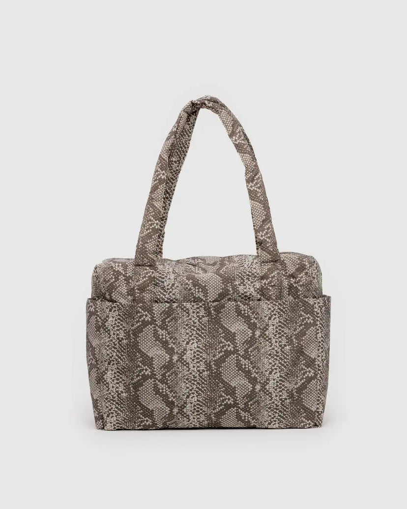 【BAGGU】旅行用に☆ Small Cloud Carry-On Bag Small Cloud Carry-On Black - Baggu